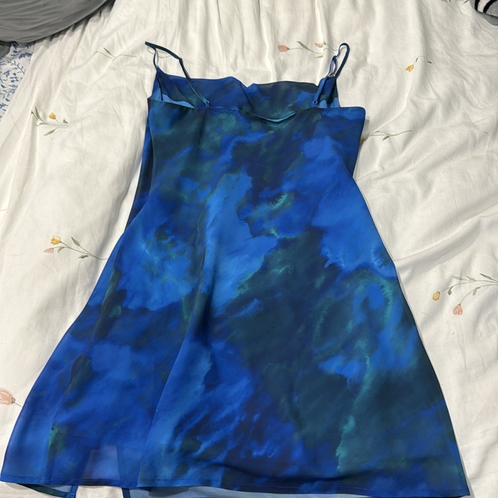 DYNAMITE DRESS - Picture 2 of 3
